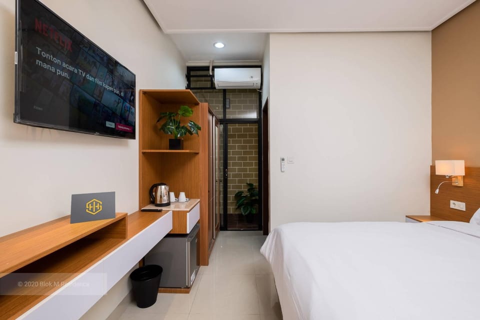 Bed, TV and multimedia, Photo of the whole room, Bedroom, Area and facilities