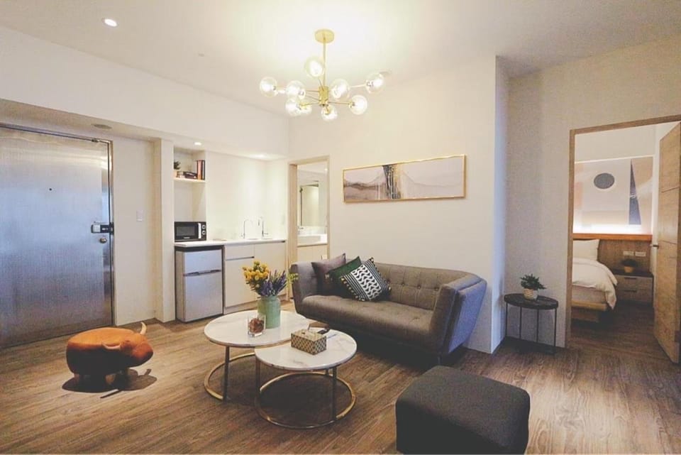 Kitchen or kitchenette, Living room