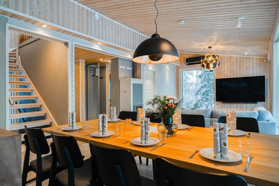 TV and multimedia, Dining area