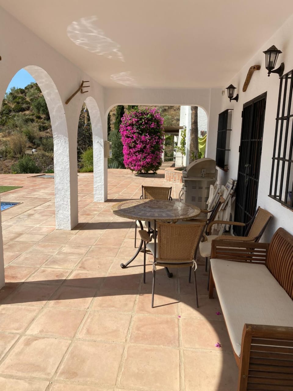 Patio, Restaurant/places to eat, Balcony/Terrace