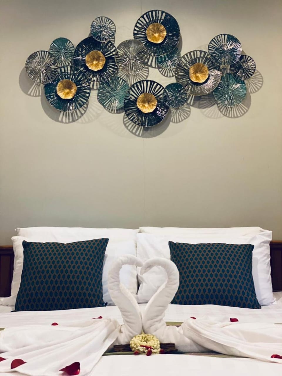 SAK-KA-YA (สัก-กา-ยะ) Bed and Breakfast in Thailand