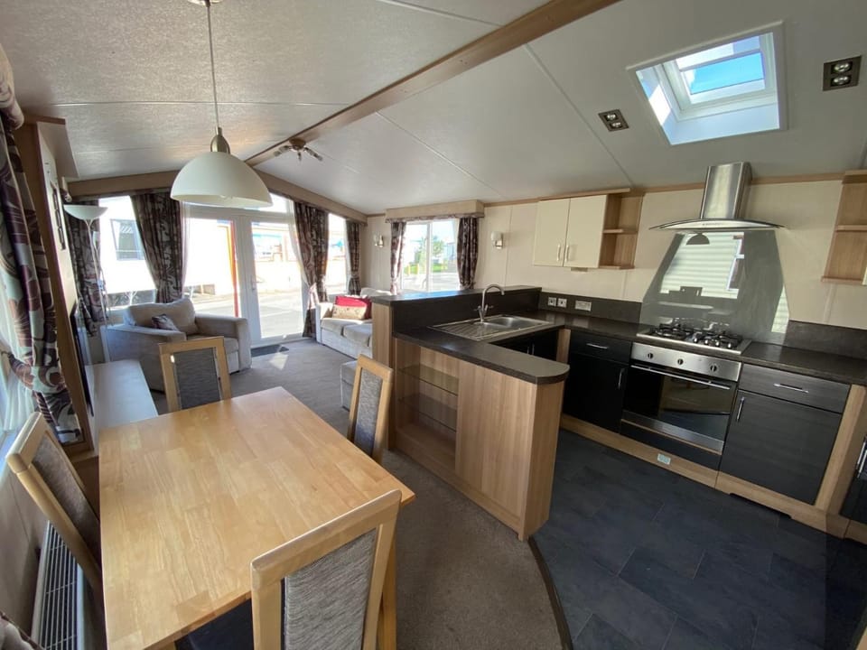 8 Berth caravan Skegness Golden Palm resort House in Chapel Saint Leonards