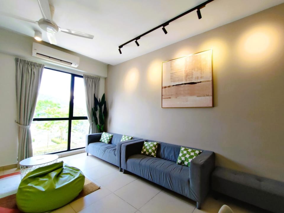 Living room, Seating area, air conditioner