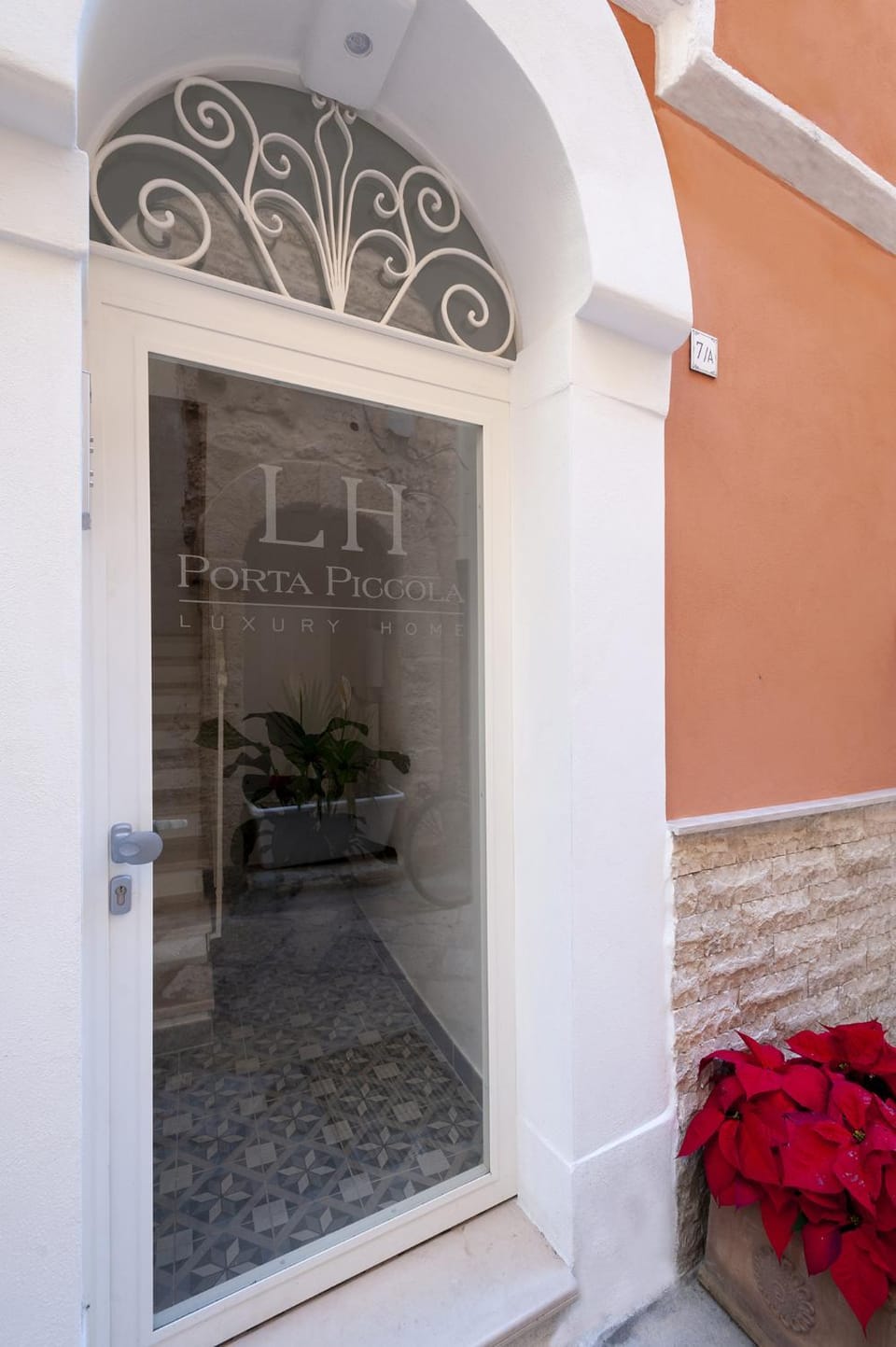 Facade/entrance, Property logo or sign