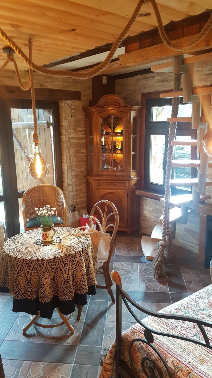 Living room, Dining area