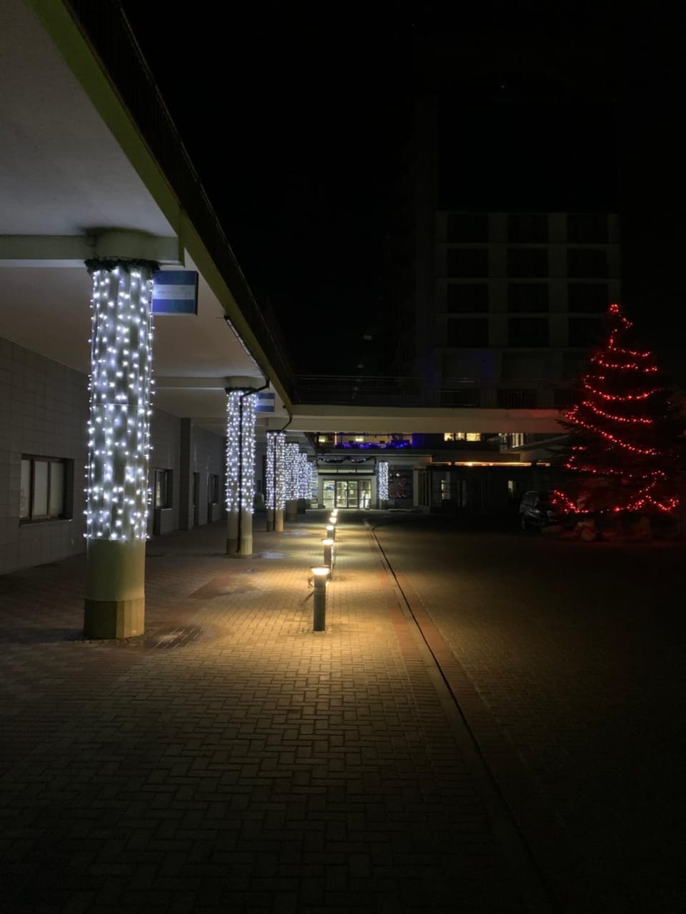 Off site, Night