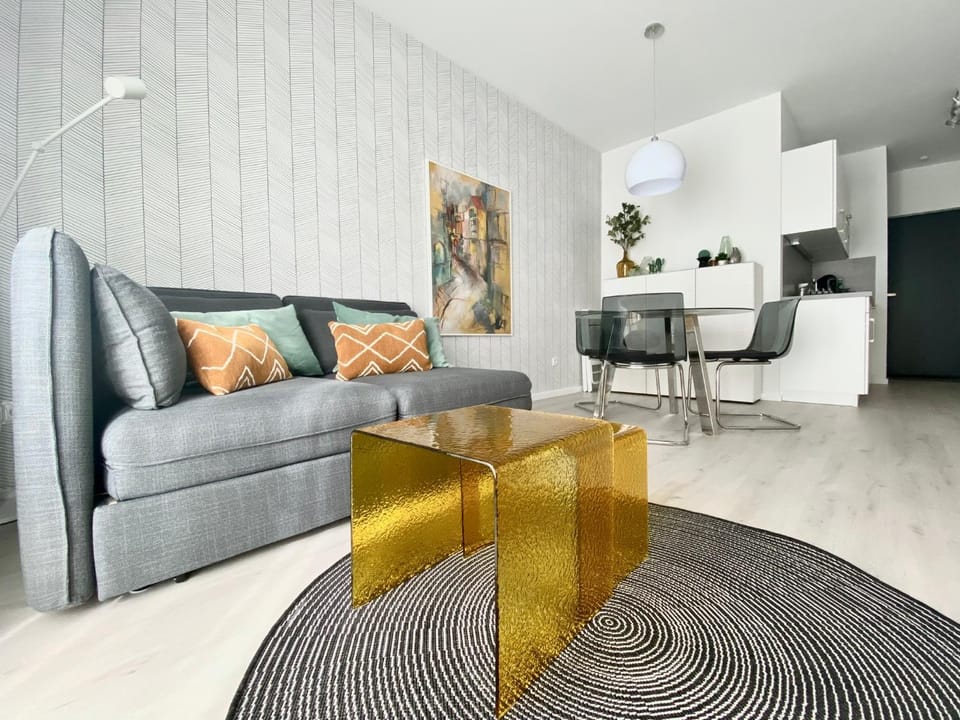 Living room, Photo of the whole room, Seating area, Dining area