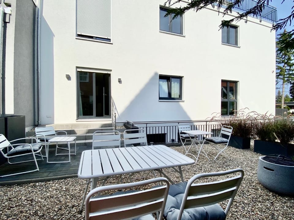 Garden, Balcony/Terrace
