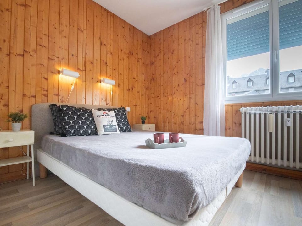 Appartement proche centre Saint-Lary, balcon sud, 7-8 pers, parking - FR-1-296-323 Apartment in Saint-Lary-Soulan
