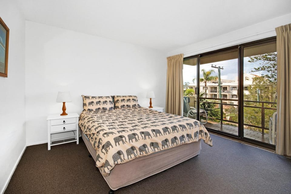 Lahaina Apartments Apartment in Sunshine Coast