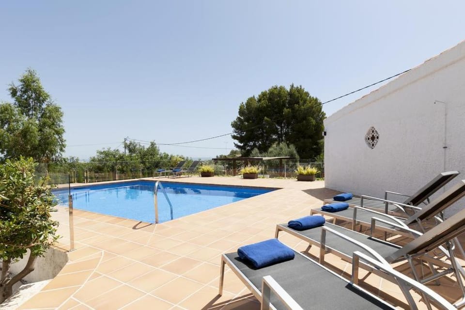 Villa Celi: Sea- & Mountain view, peaceful & comfortable. Villa in Marina Alta
