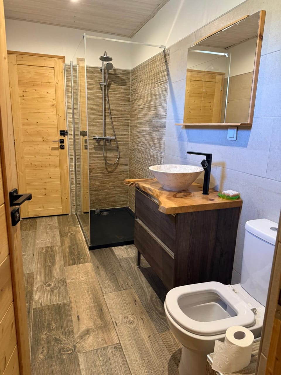 Shower, Bathroom