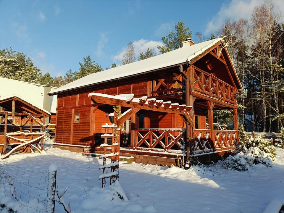 Osada nad żurawim stawem House in Poland