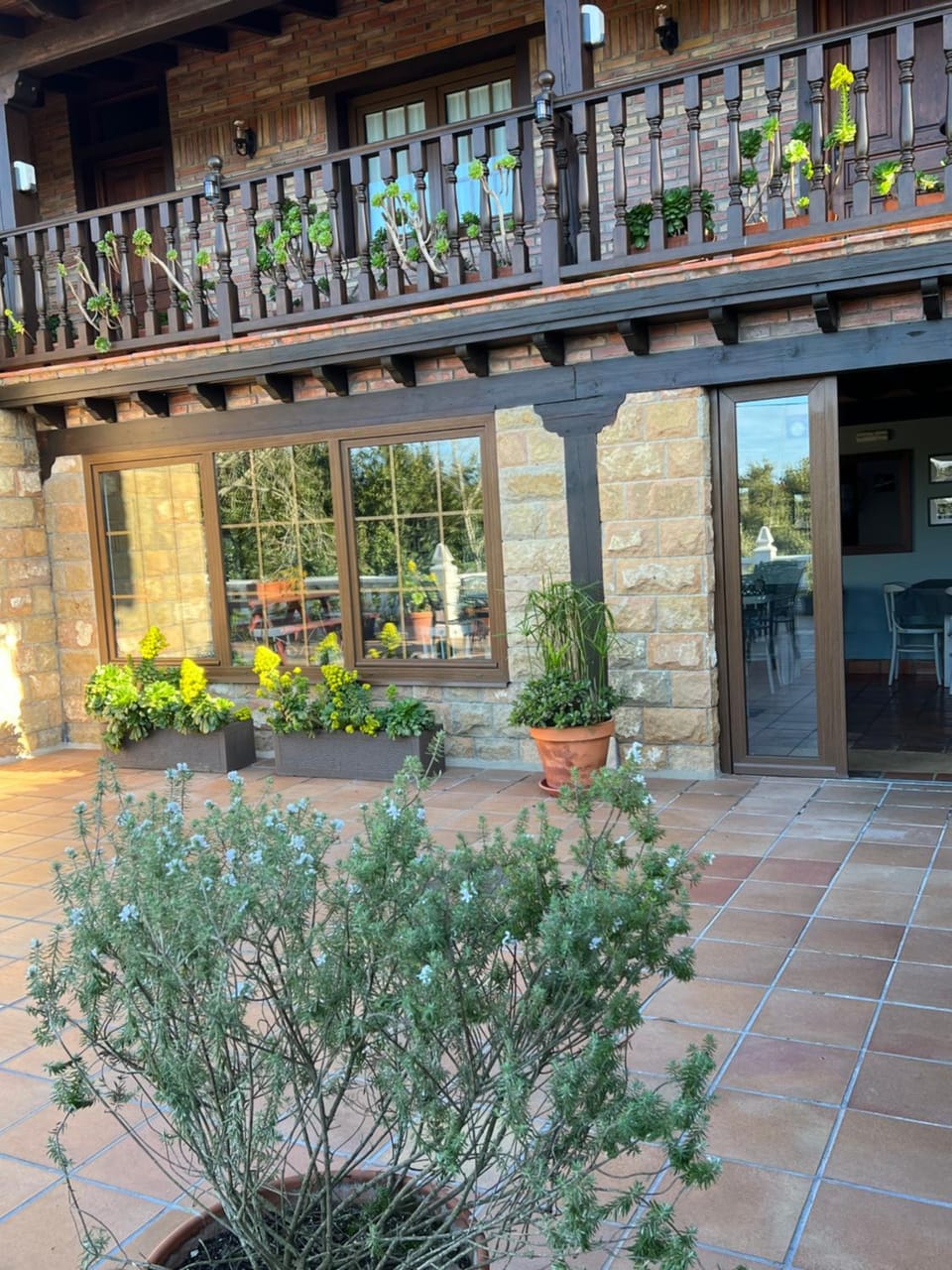 Property building, Balcony/Terrace