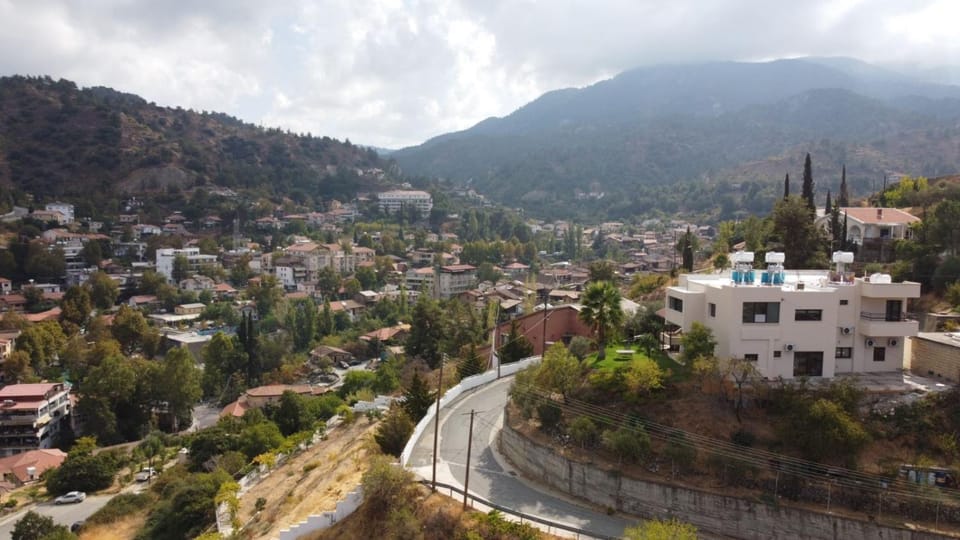 City view, Landmark view, Mountain view, Inner courtyard view