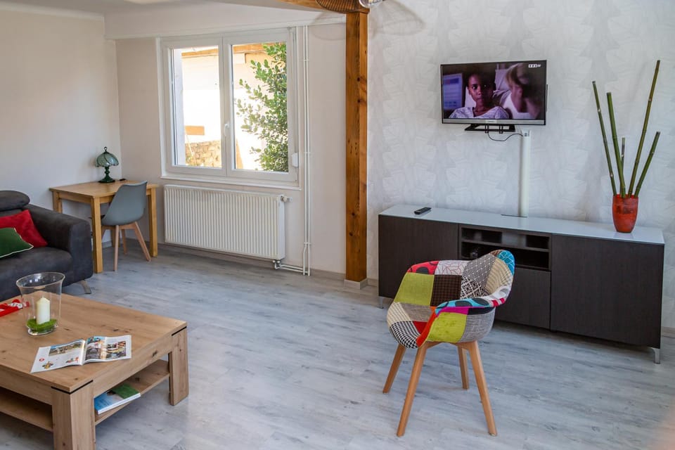 MA ROSE DES LUMIERES maison indépendante 6 personnes avec grande cour House in Grand Est