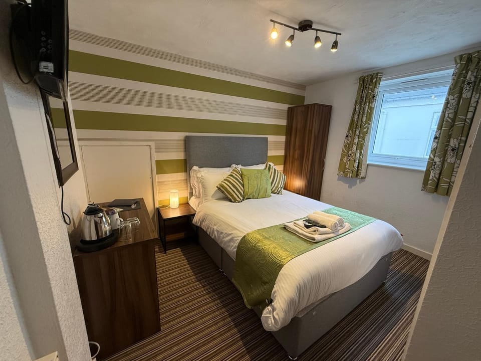 Delovely Hotel Bed and Breakfast in Blackpool
