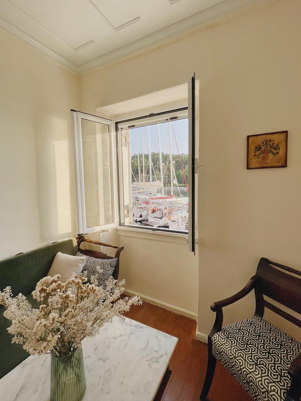 Seating area, Sea view