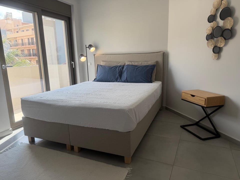 Zonapartments B sea view- city center Apartment in Chania