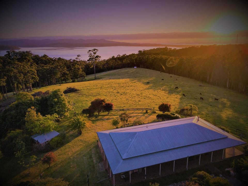 Patio, Bird's eye view, BBQ facilities, Garden, Beach, Animals, Garden view, Lake view, Mountain view, River view, Sea view, Family