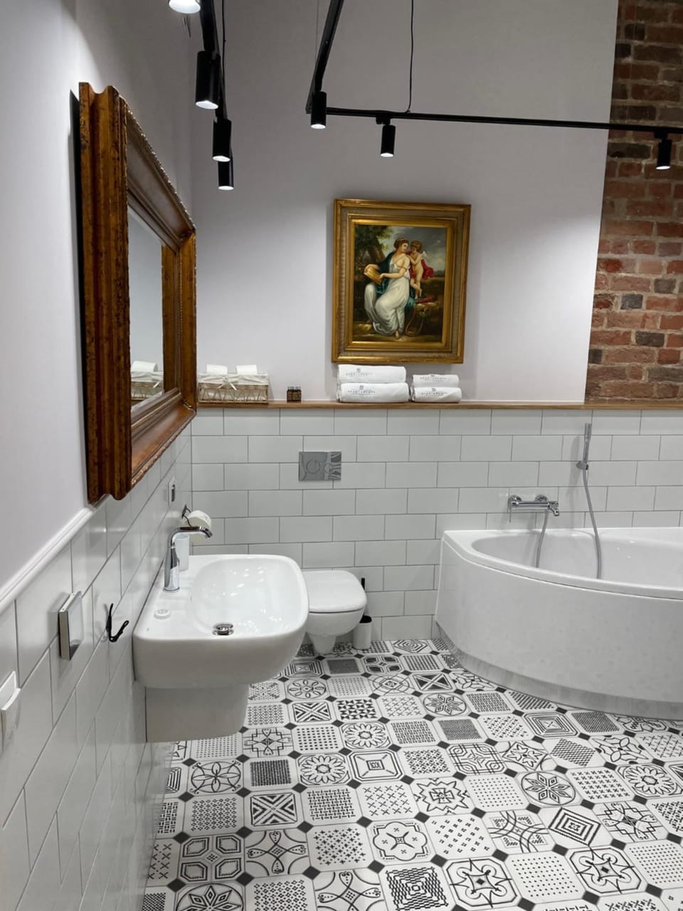 Shower, Toilet, Bathroom, Bath