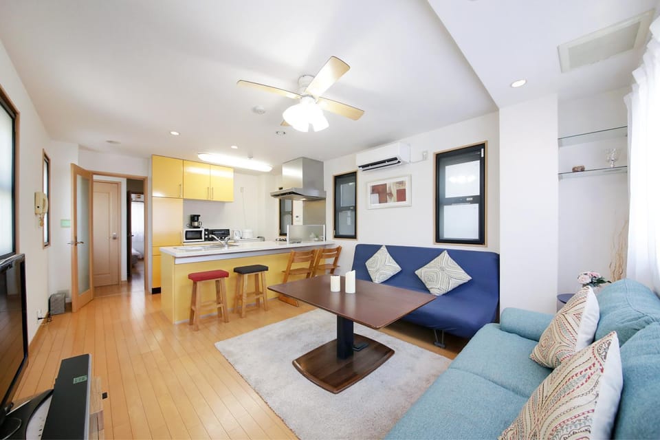 Kitchen or kitchenette, Living room, Dining area
