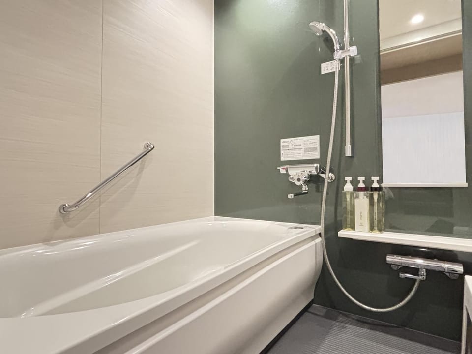 Bathroom, Bath