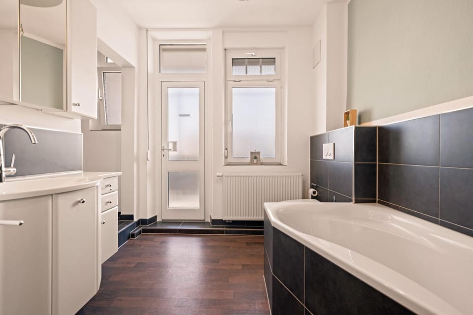 Toilet, Bathroom, Bath