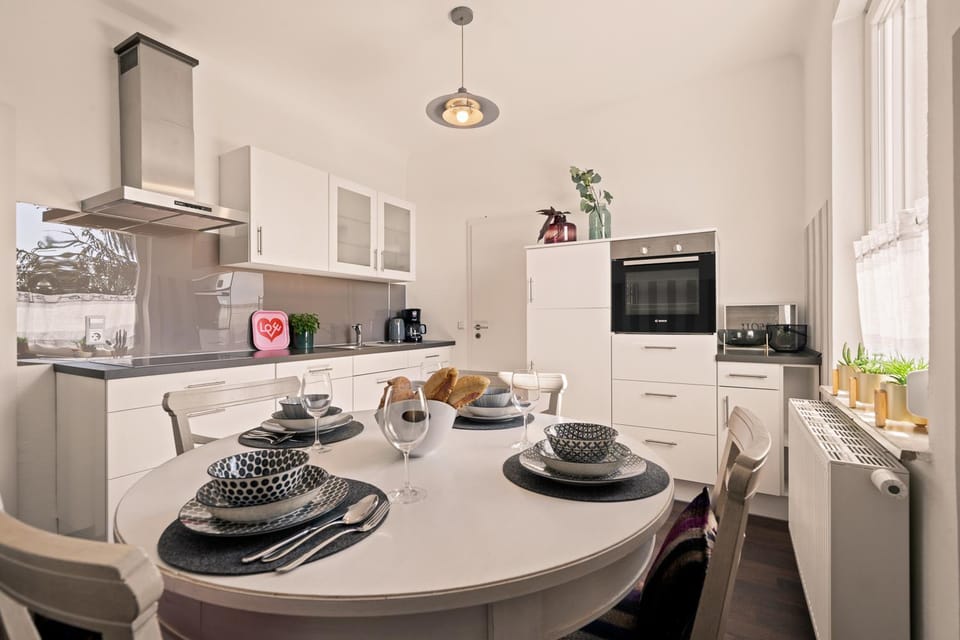 Kitchen or kitchenette, kitchen