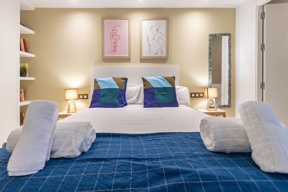 Lujan Deluxe Suites by Valcambre Apartment in Seville