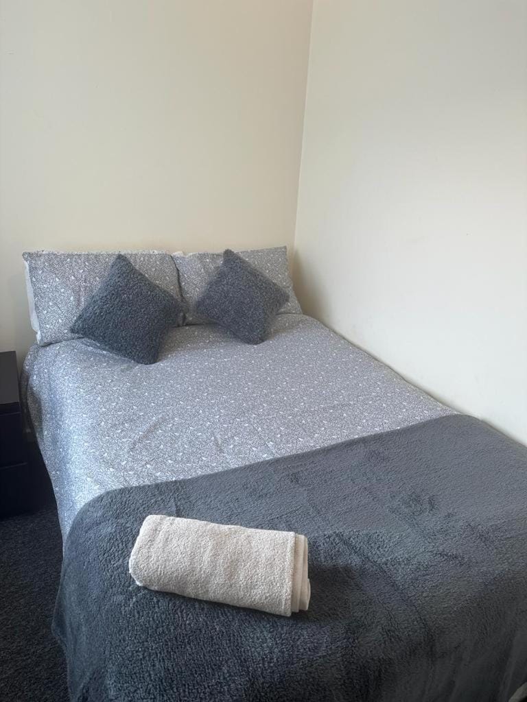 3 Bedroom House For Corporate Stays in Kettering House in Kettering