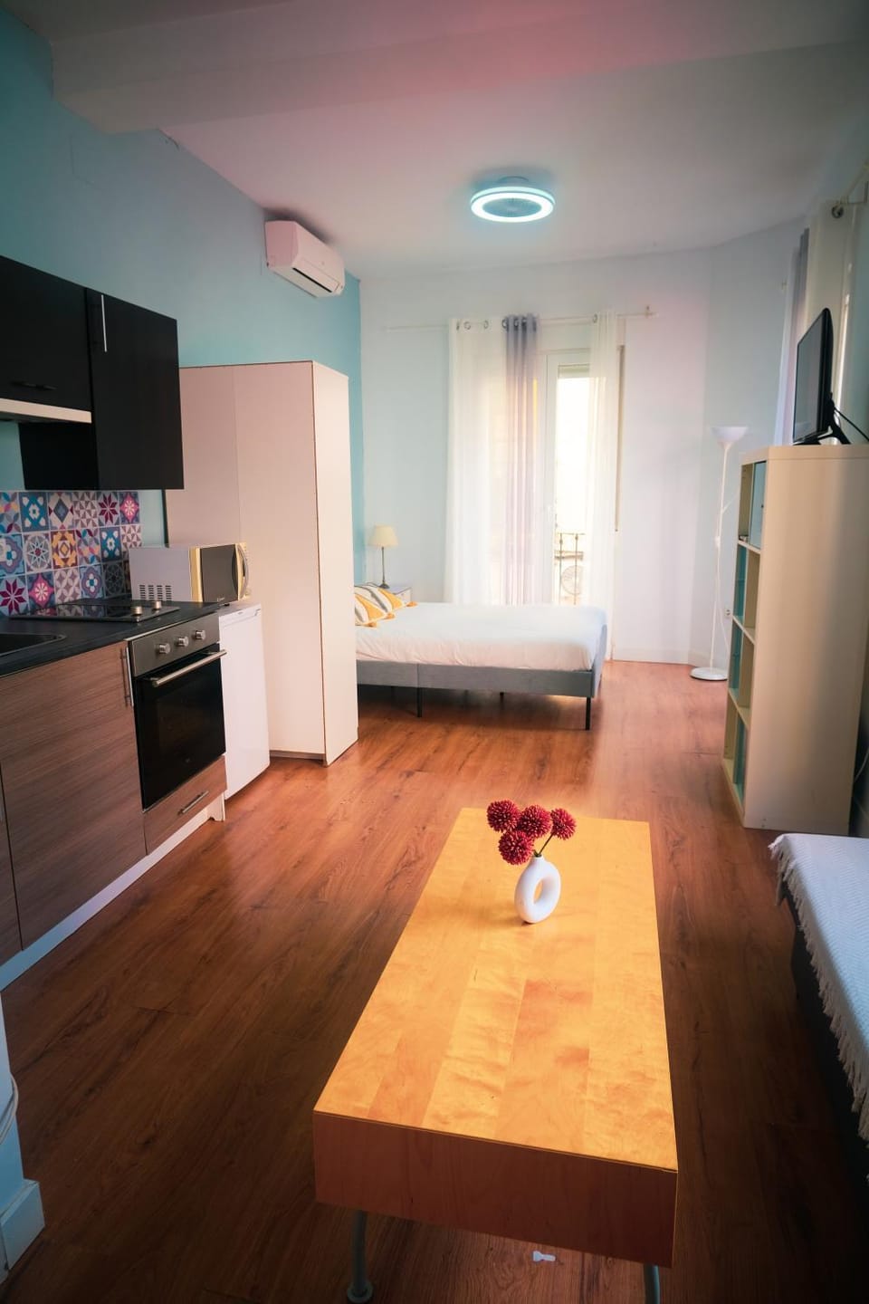 Photo of the whole room