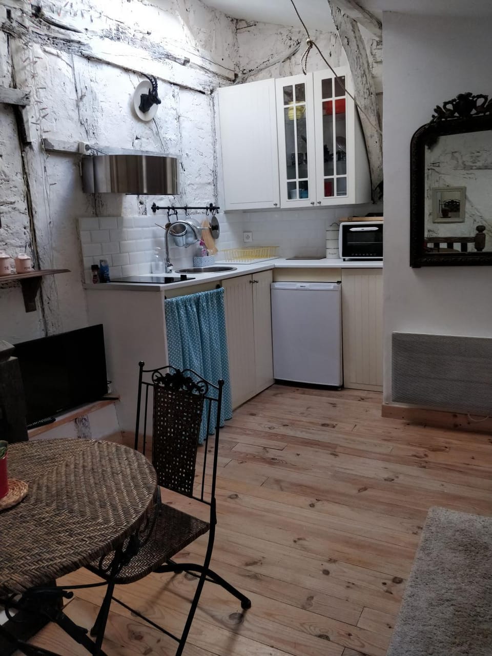 T1 bis mansardé, clim, 3eme étage sans ascenseur Apartment in Occitanie
