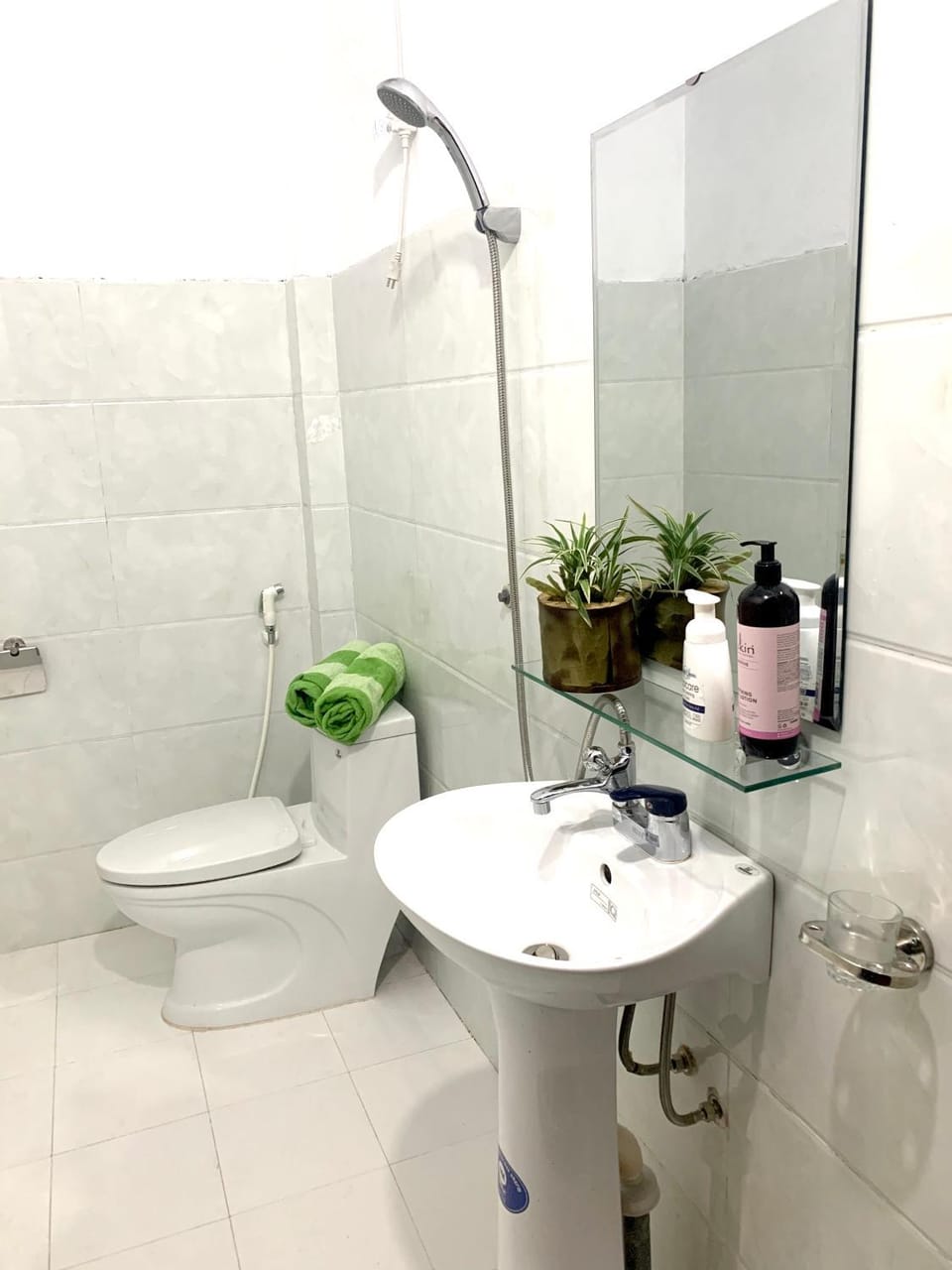 Shower, Bathroom, towels