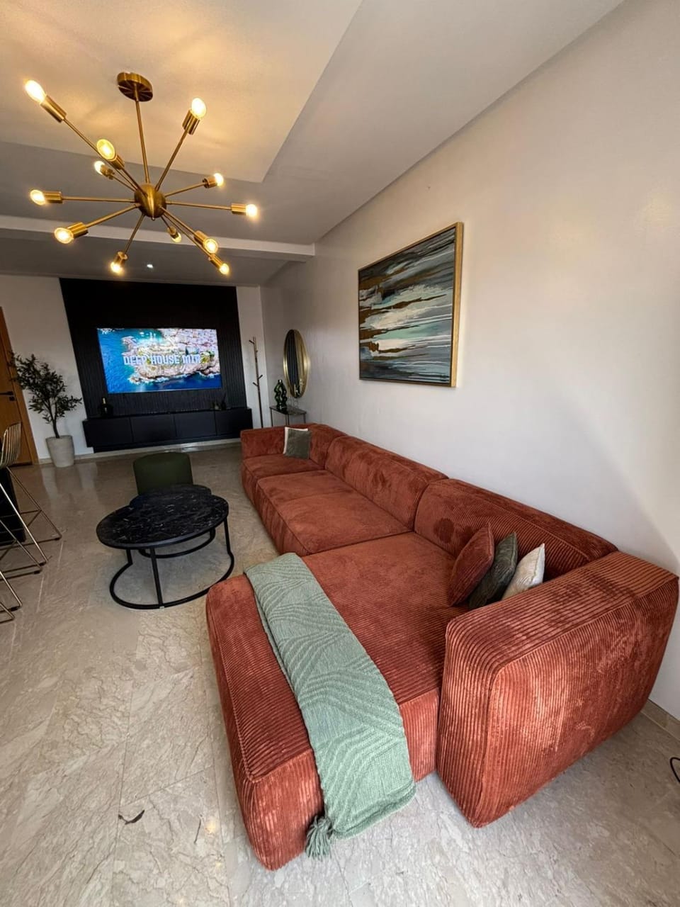 Communal lounge/ TV room, TV and multimedia, Living room, Seating area