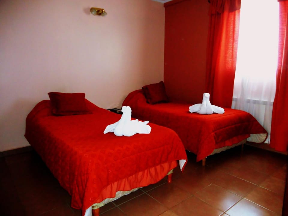Photo of the whole room, Decorative detail, Bedroom
