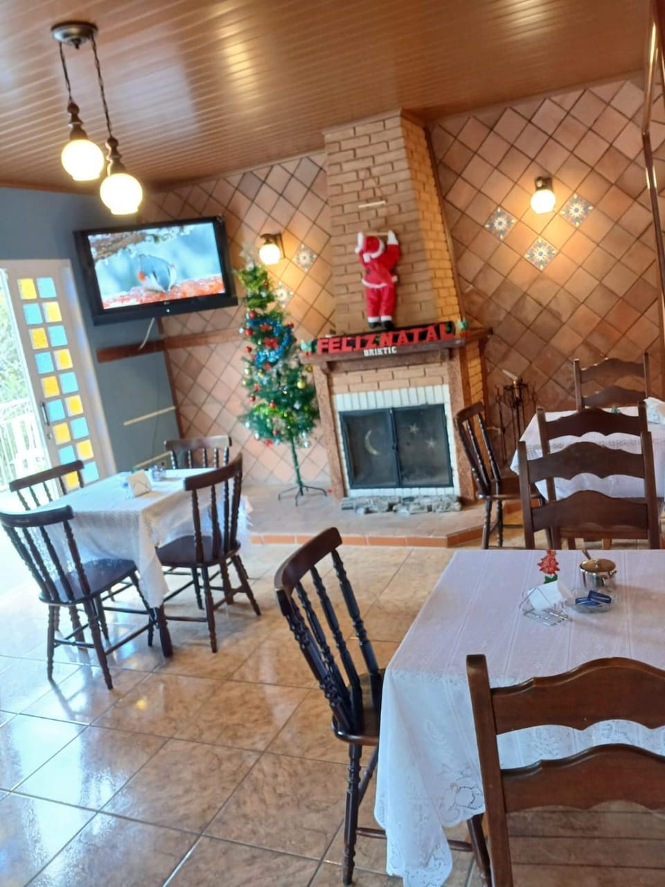 Seating area, Dining area