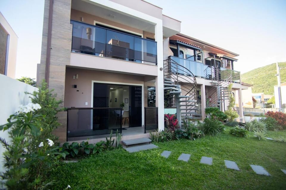 Residencial Mariano 3 - Vista para praia e Mar Apartment in Florianopolis