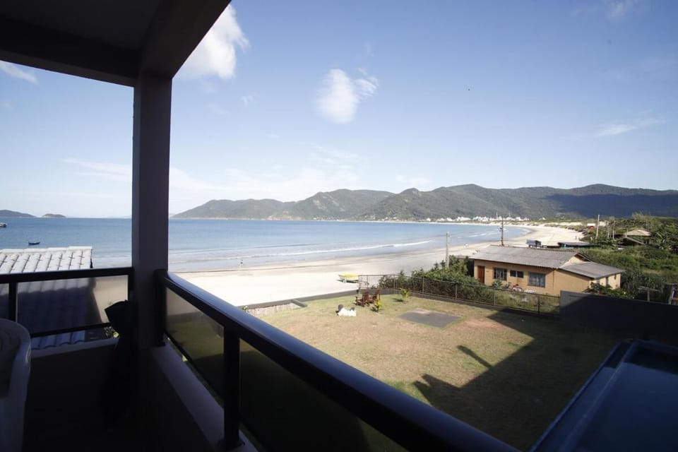 Residencial Mariano 6 - Vista para praia e Mar Apartment in Florianopolis