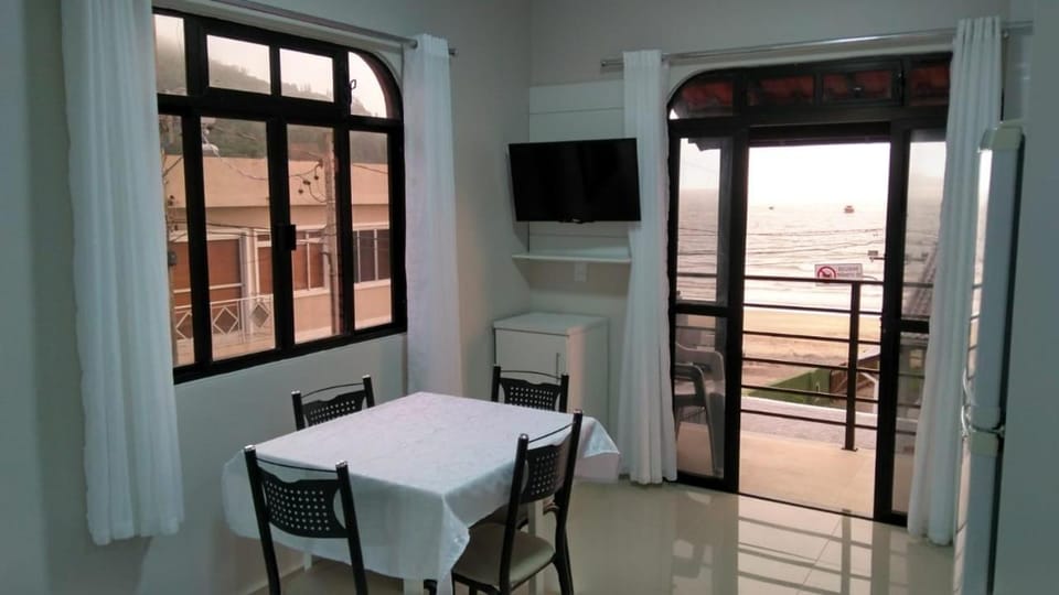 Residencial Mariano 1 - Vista para praia e Mar Apartment in Florianopolis