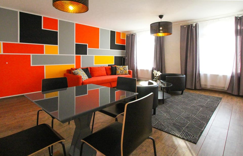 Living room, Seating area, Dining area