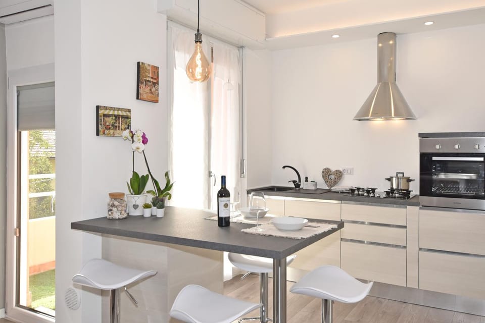 LE PETIT BONHEUR Apartment in Como