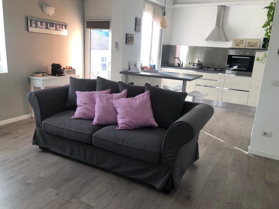LE PETIT BONHEUR Apartment in Como