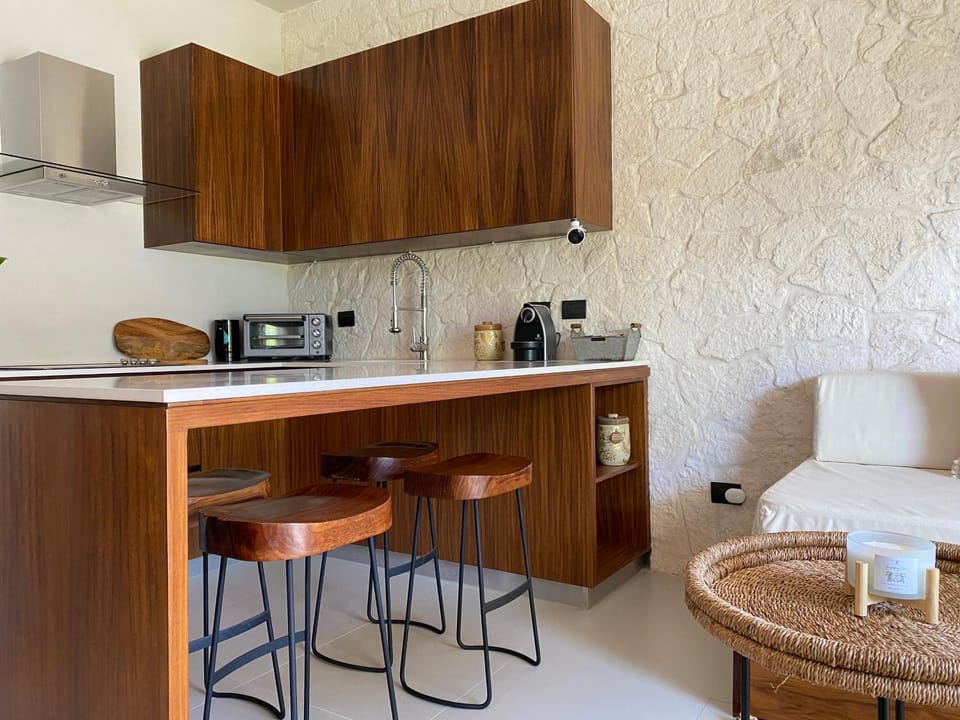 Coffee/tea facilities, Kitchen or kitchenette