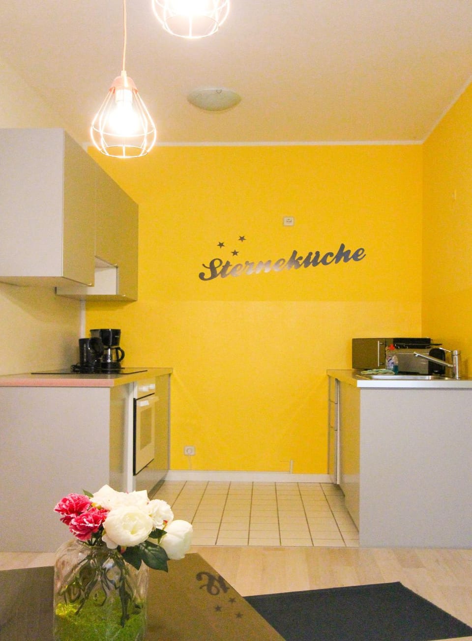 Coffee/tea facilities, Kitchen or kitchenette