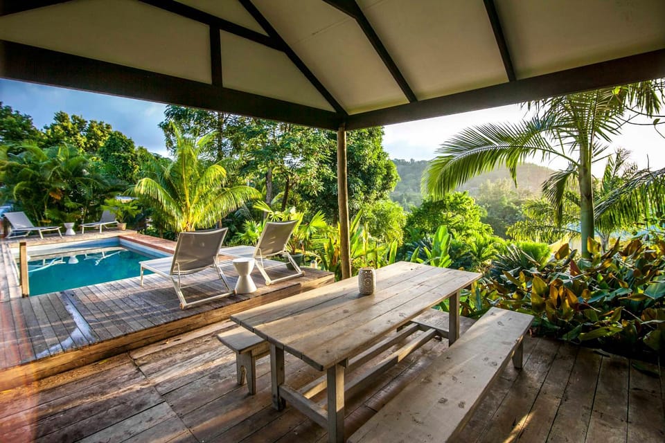 Patio, Communal lounge/ TV room, Spring, Day, Natural landscape, Garden, View (from property/room), Balcony/Terrace, Dining area, Garden view, Pool view, Swimming pool, sunbed