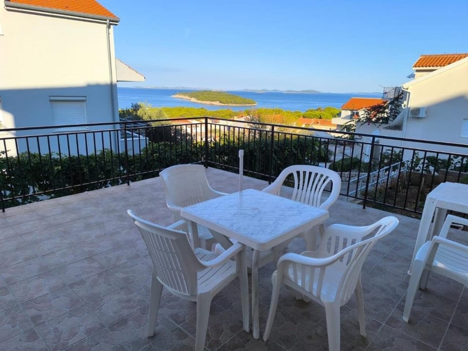 Balcony/Terrace, Seating area, Sea view