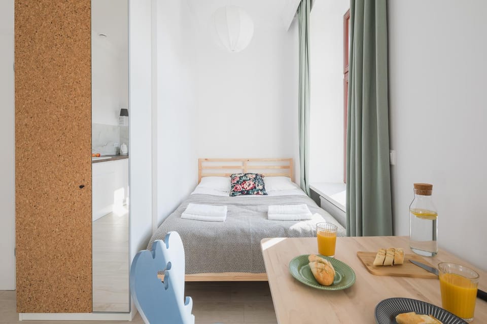 Bed, Photo of the whole room, Bedroom, Breakfast, Continental breakfast, towels