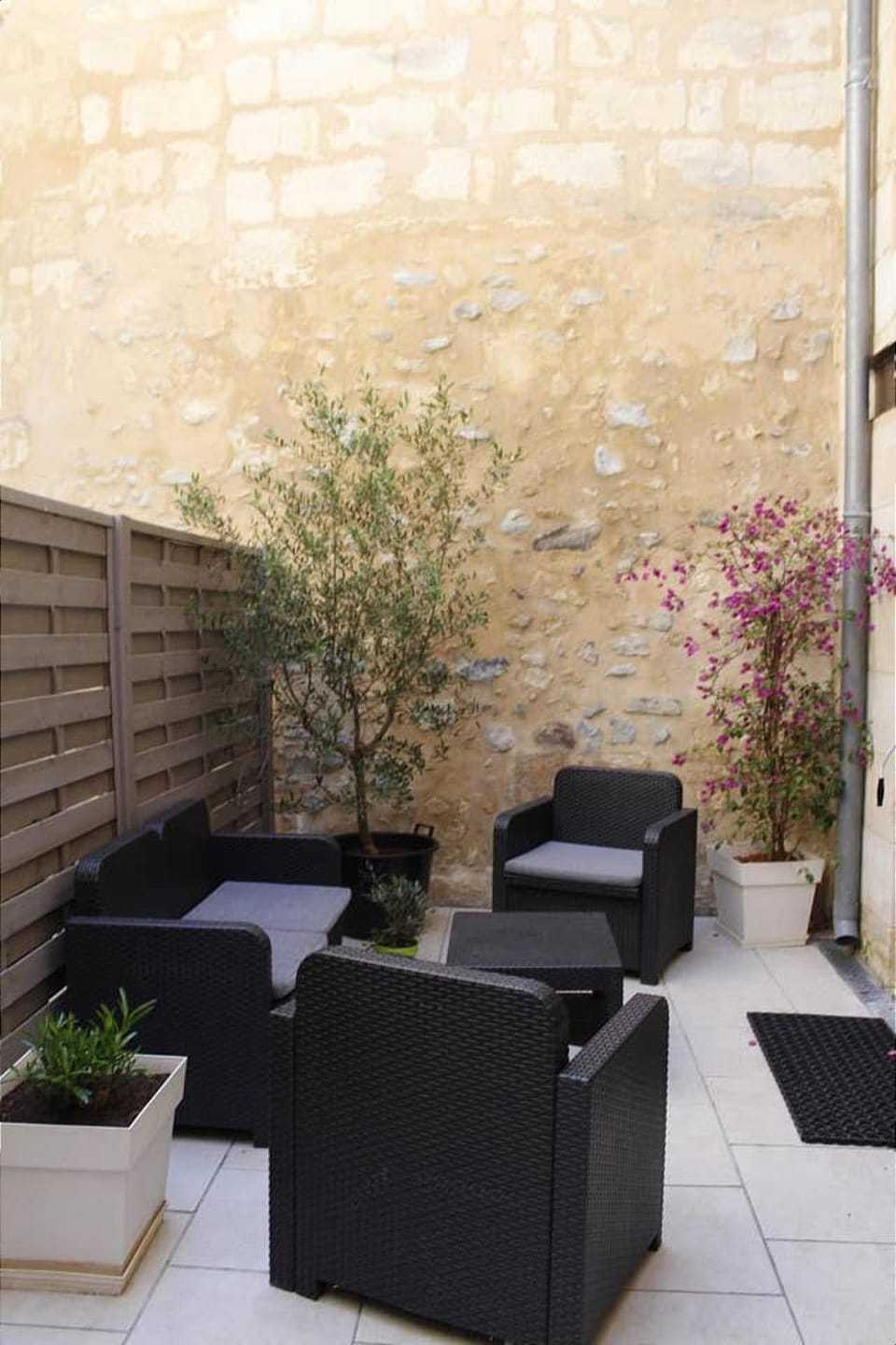 Property building, Balcony/Terrace