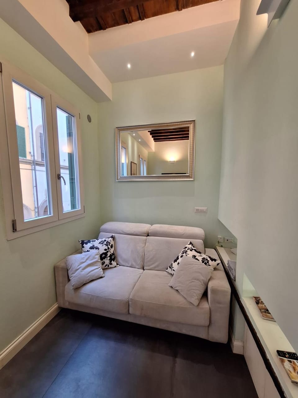 Bed, Living room, Seating area